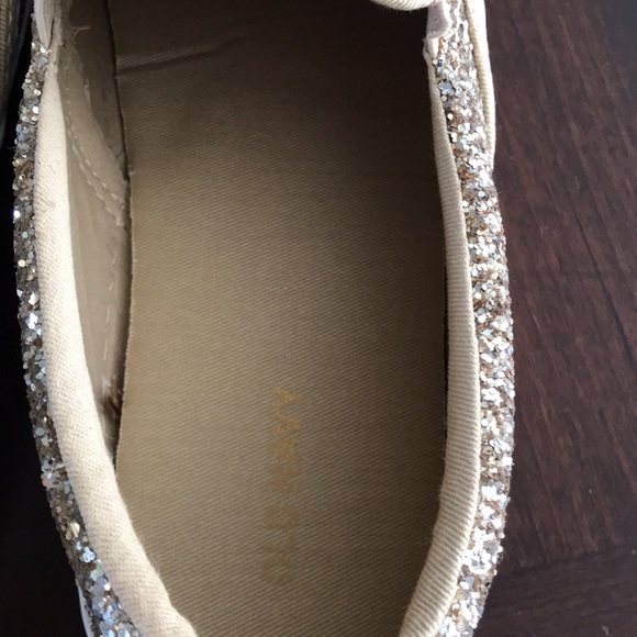 Old Navy gold glitter slip on shoes size 8 - Picture 6 of 9